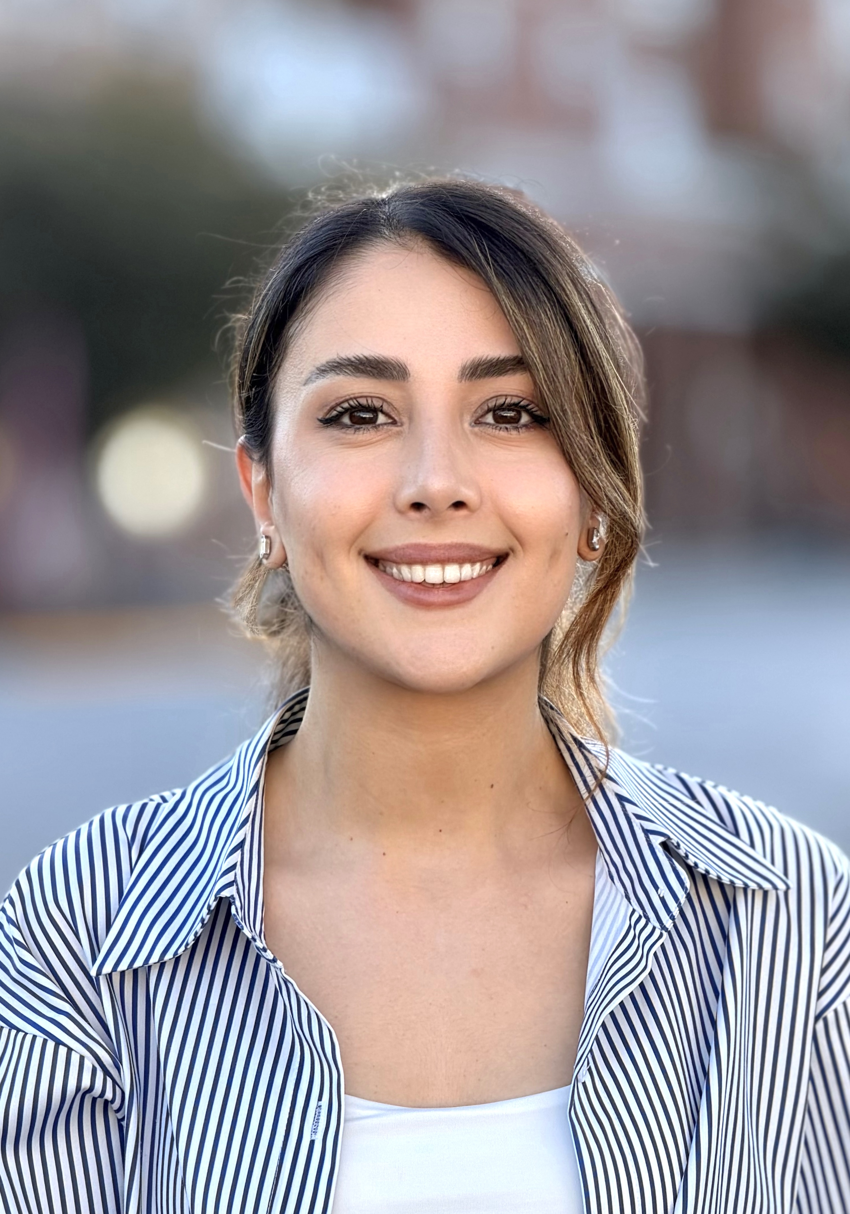 Golsa Khodadadi